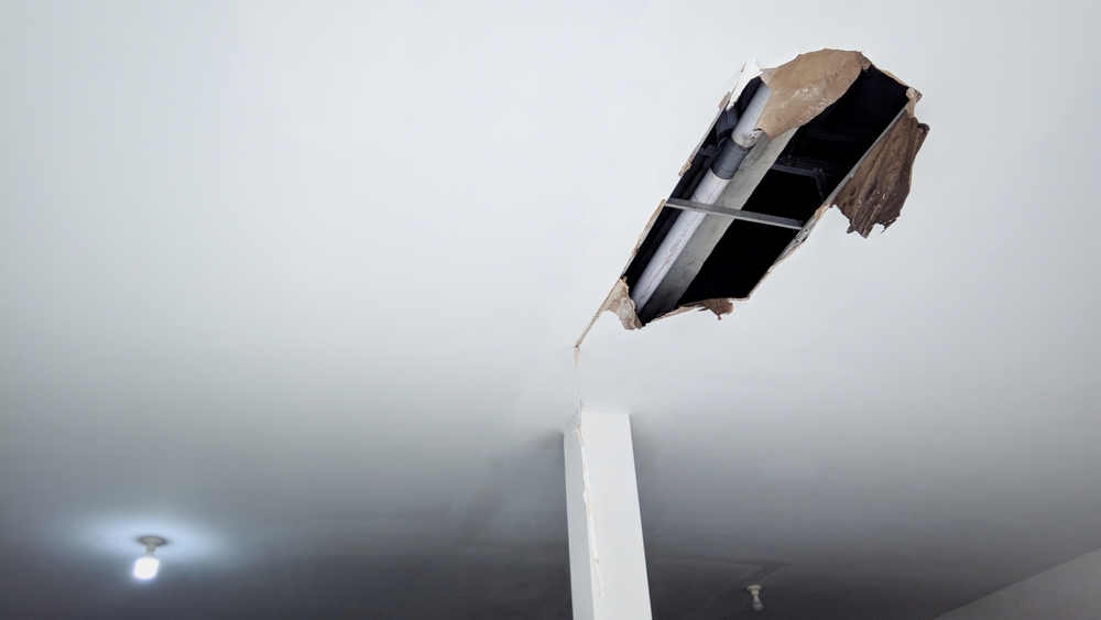 https://www.buffalohomeremodelingtx.com/buffalo-home-remodeling-and-remediation-exposed-water-pipes-water-damage-in-ceiling