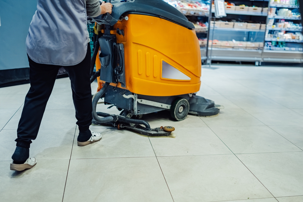 https://www.buffalohomeremodelingtx.com/buffalo-home-remodeling-and-remediation-professional-operating-floor-scrubber